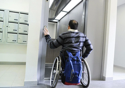 آسانسورهای اختصاصی برای افراد کم‌توان یا سالمندان